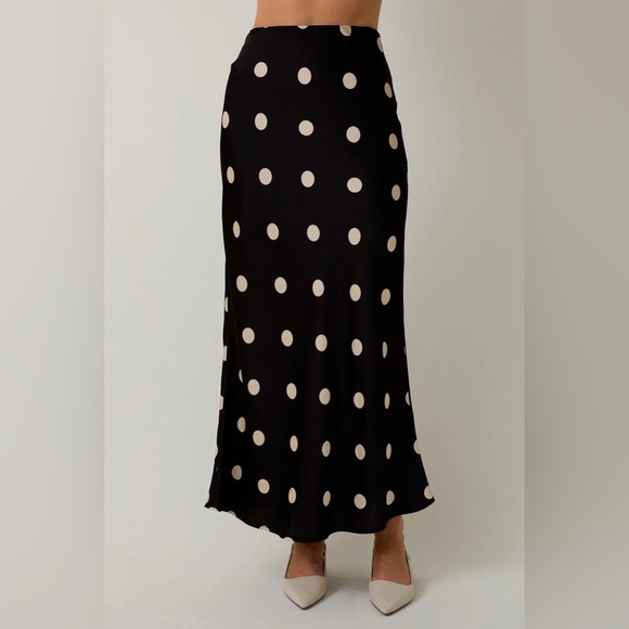 Polka Dot Skirt - Picture 2 of 5
